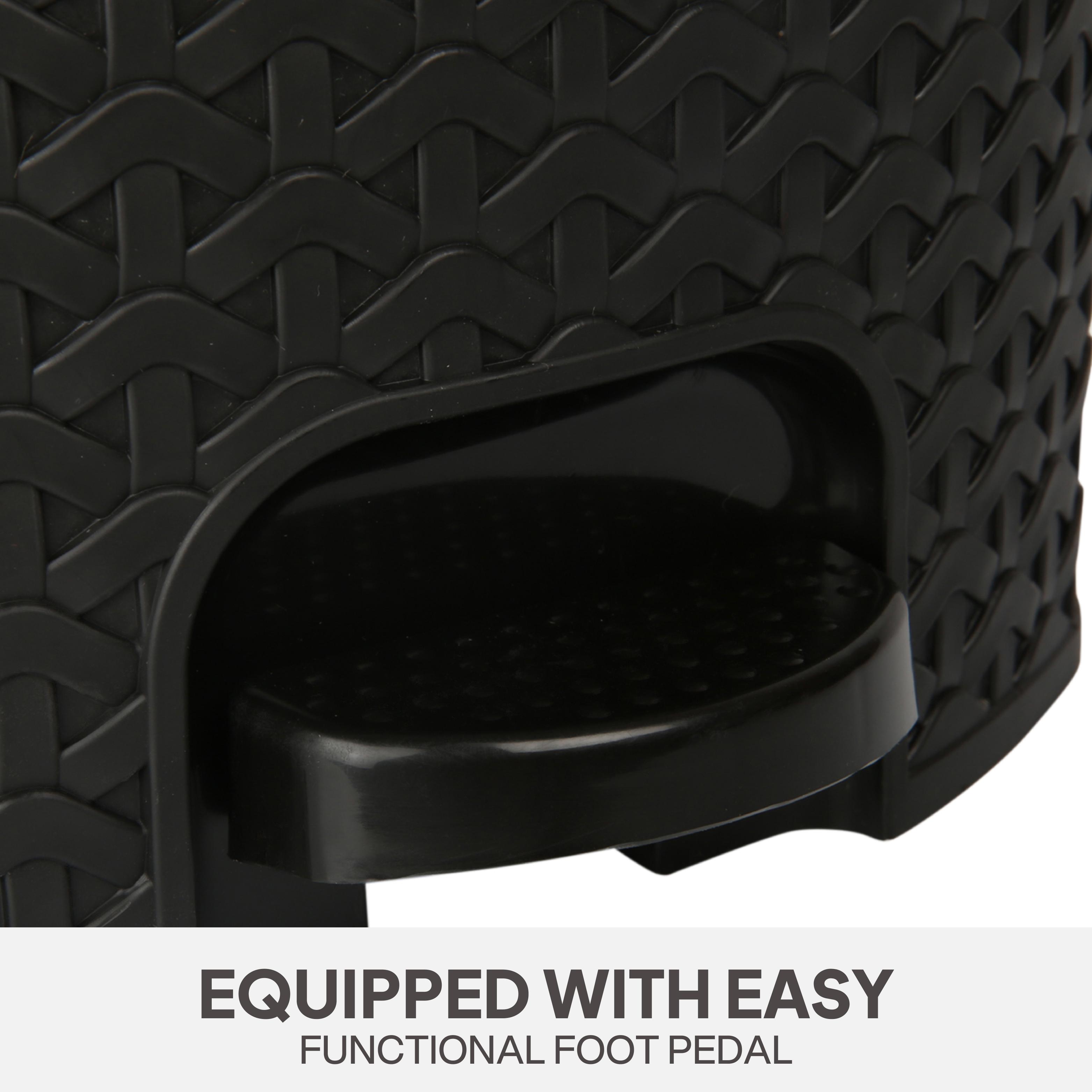 Classic Pedal Dustbin Black / 6 Litre