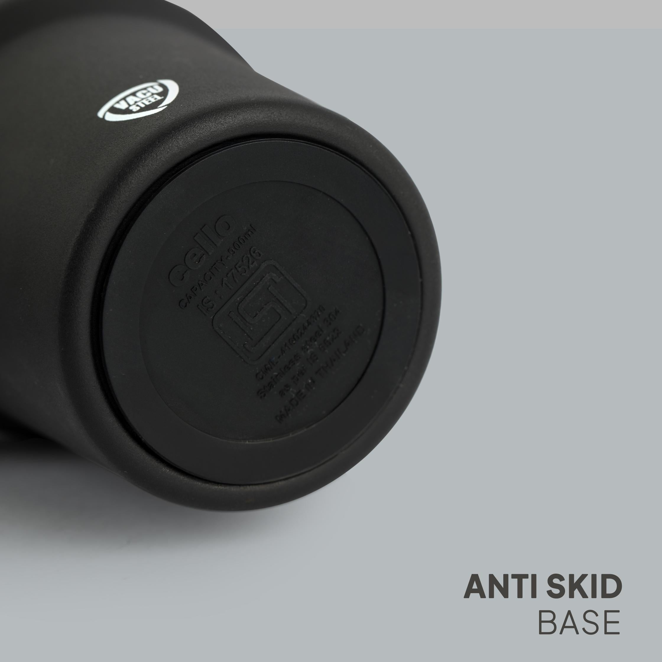 Quench Pro 900 Insulated Travel Tumbler with Handle, Lid & Straw Black / 900ml